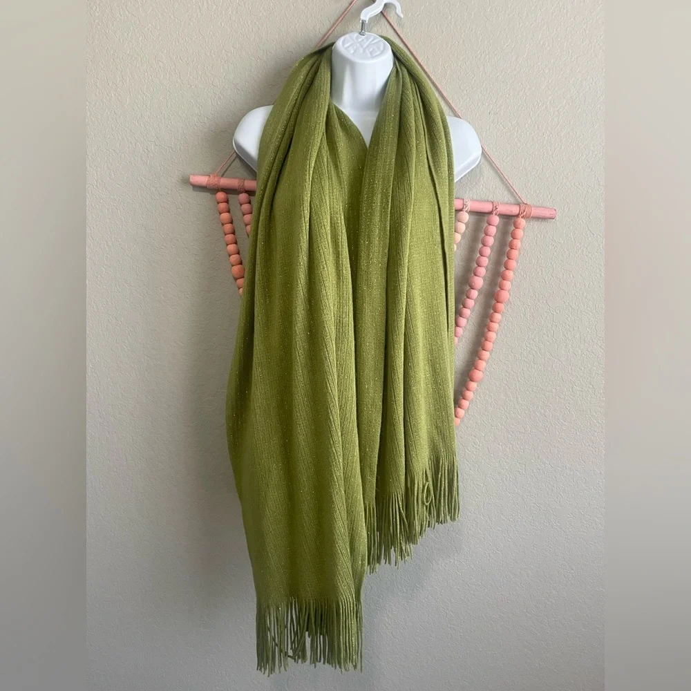 Blanket scarf 80x28 beautiful green with gold